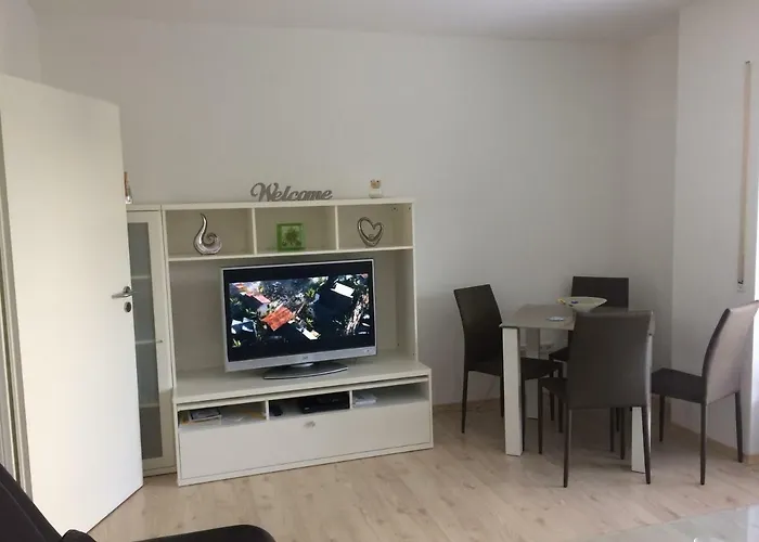 Direkt Am Lift Apartmán *